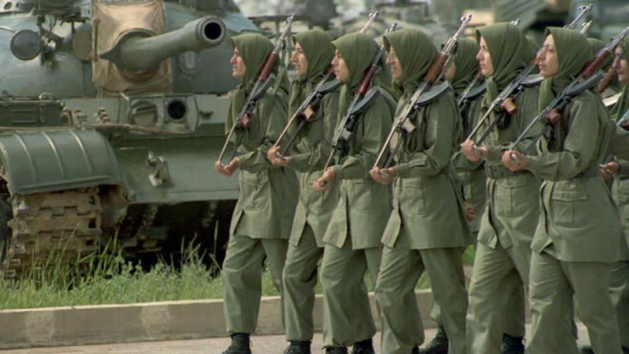 چرا منافقین از واحد انتظامات کنار گذاشته شدند؟