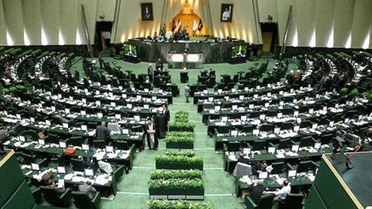 متخلفان مشمول قانون بازنشستگی به قوه قضایی معرفی می‌شوند