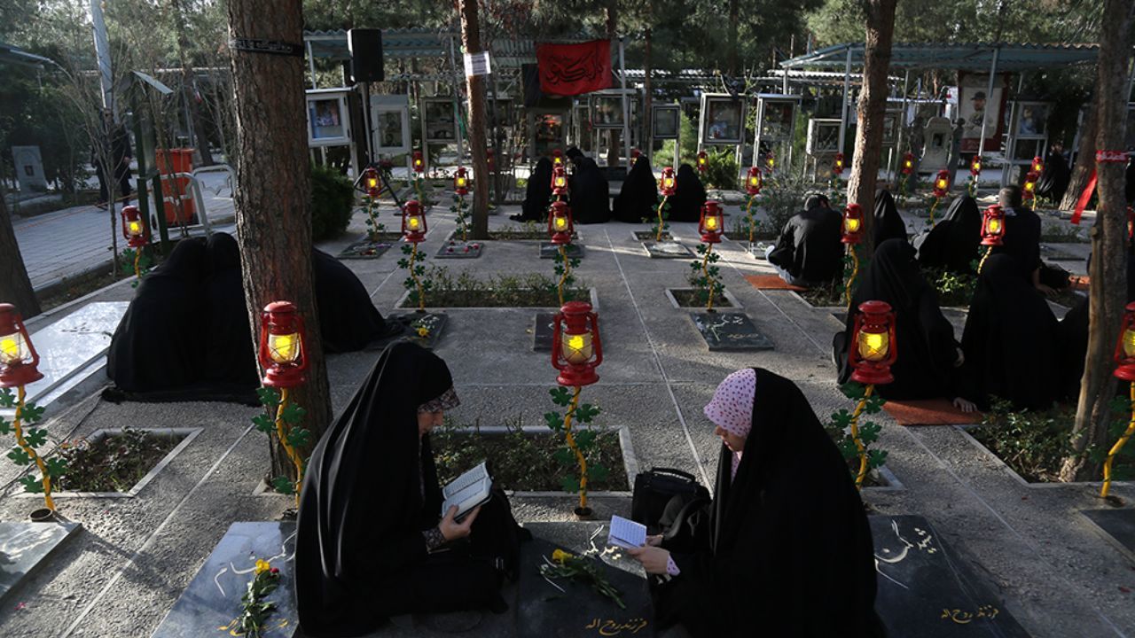 یک آجر هم در قبور شهدا جابجا نمی‌شود