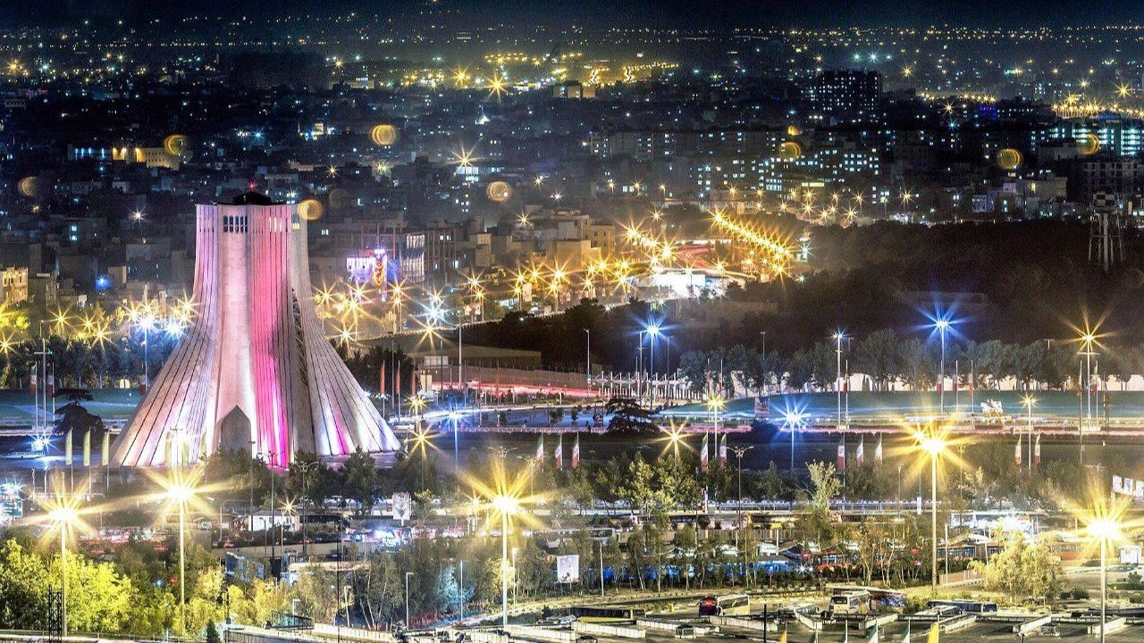 برج آزادی میزبان سرودهای انقلابی می‌شود