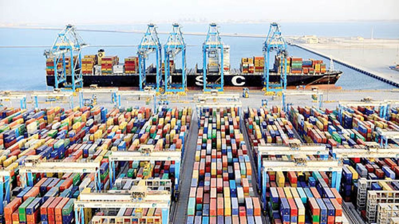 سیاست‌ محدود کردن واردات مانع رفع نیازهای کشور است/ امکان واردات از سوی صادرکنندگان اثرات مثبت دارد