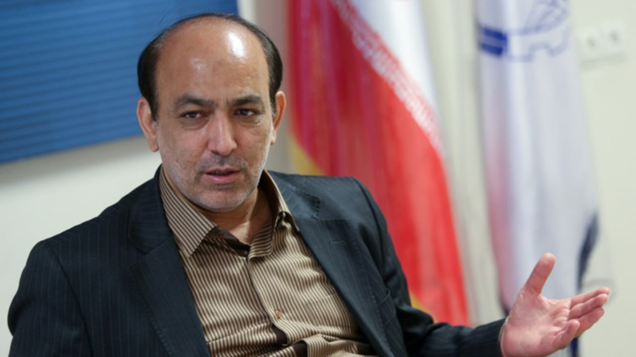 هیچکس در این مملکت نمی‌داند رهبر بعدی چه کسی است
