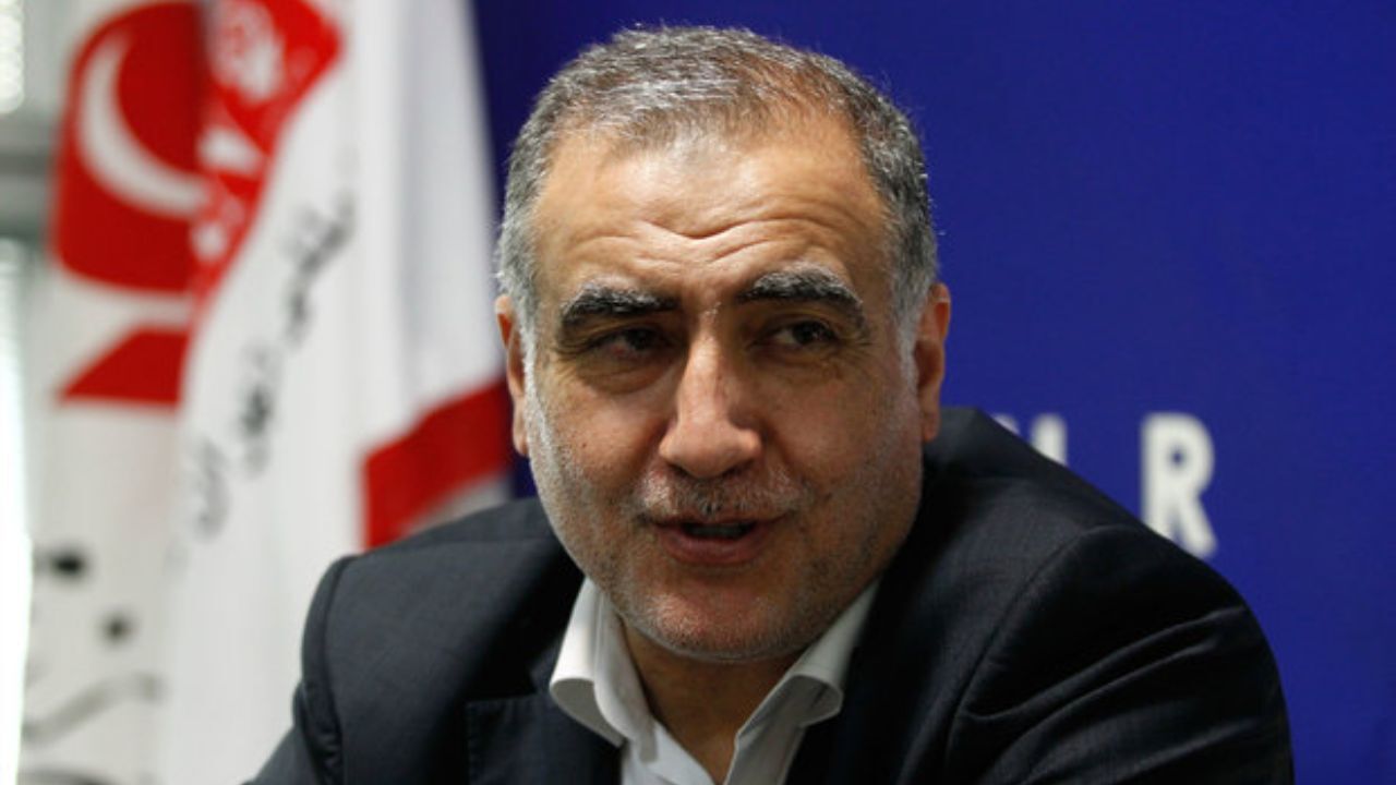 مسئولان واگذاری غیرقانونی شرکت‌های دولتی محاکمه شوند/ کارخانه‌هایی که به صورت غیراصولی واگذار شده باید به دولت بازگردد