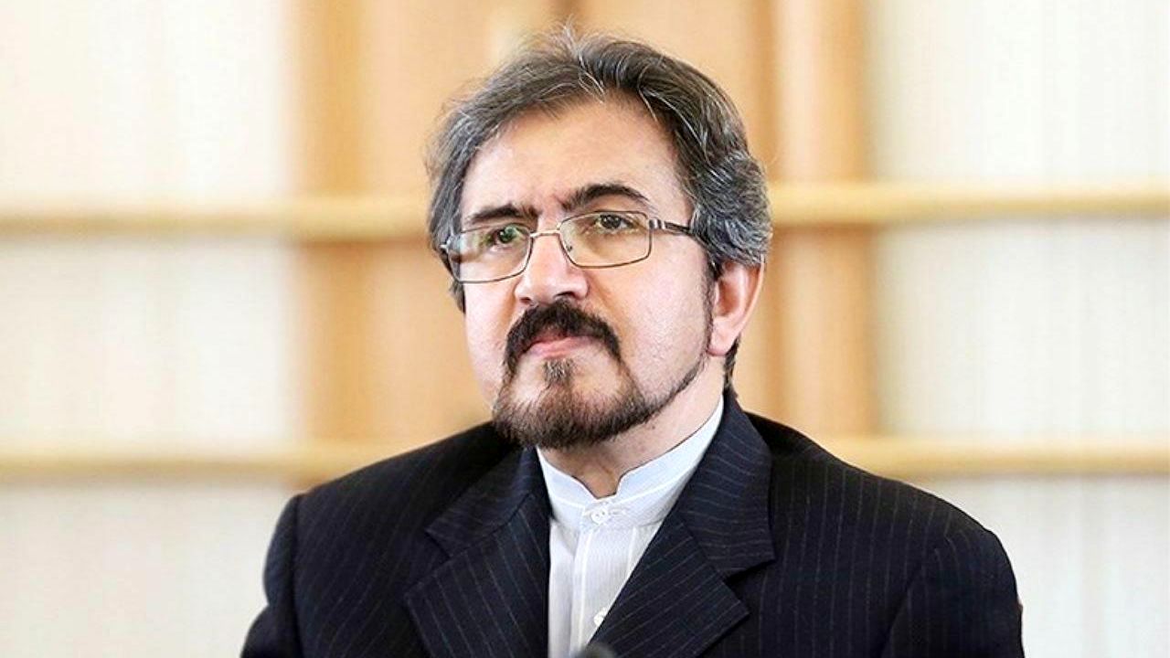 عده‌ای از شعار «نه شرقی، نه غربی» برداشت ساده‌انگارانه‌ داشتند