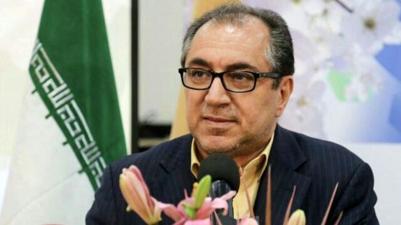 تقویت بازارهای رسمی لازمه مقابله با جنگ اقتصادی است