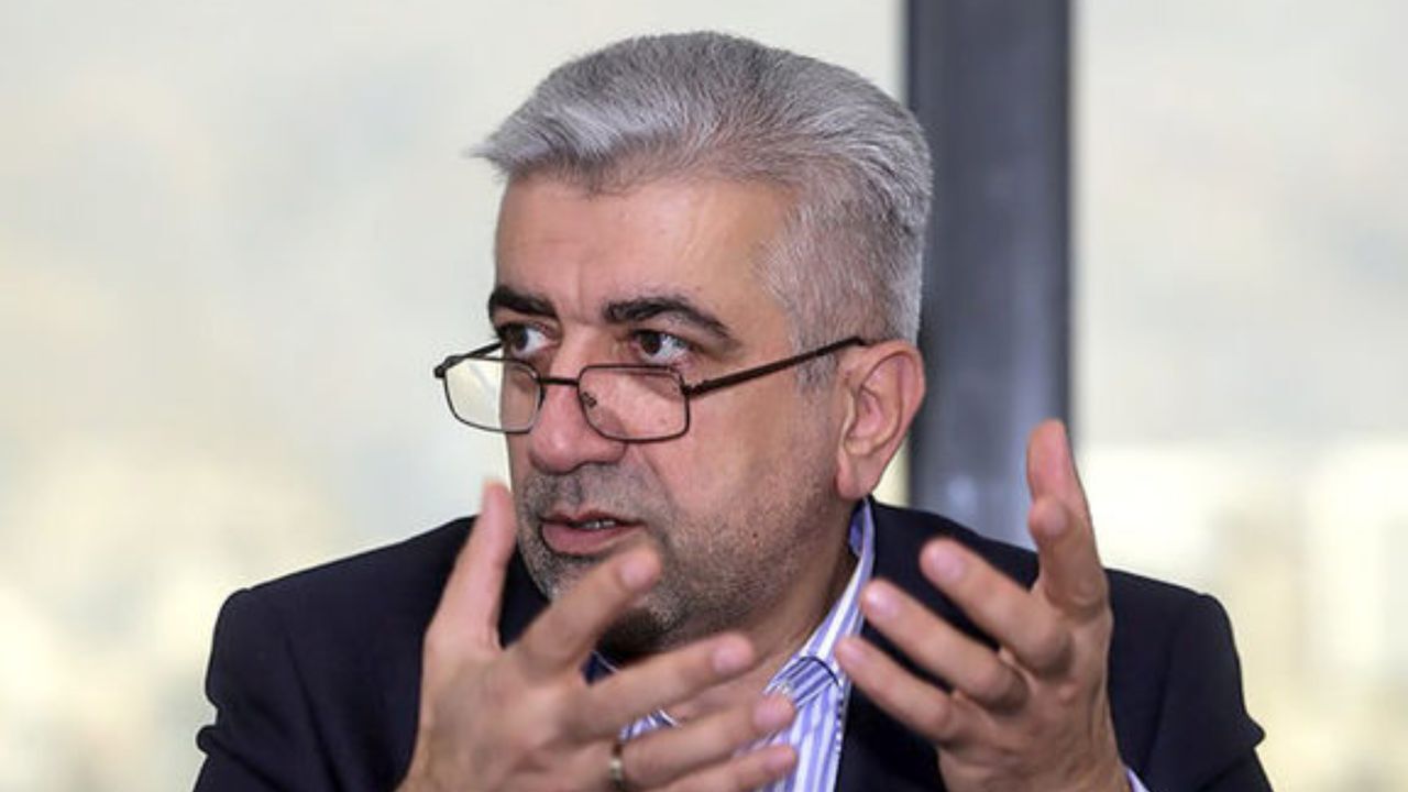 پیشنهاد اردکانیان به سران‌قوا برای خرید برق با قیمت 240 تومان