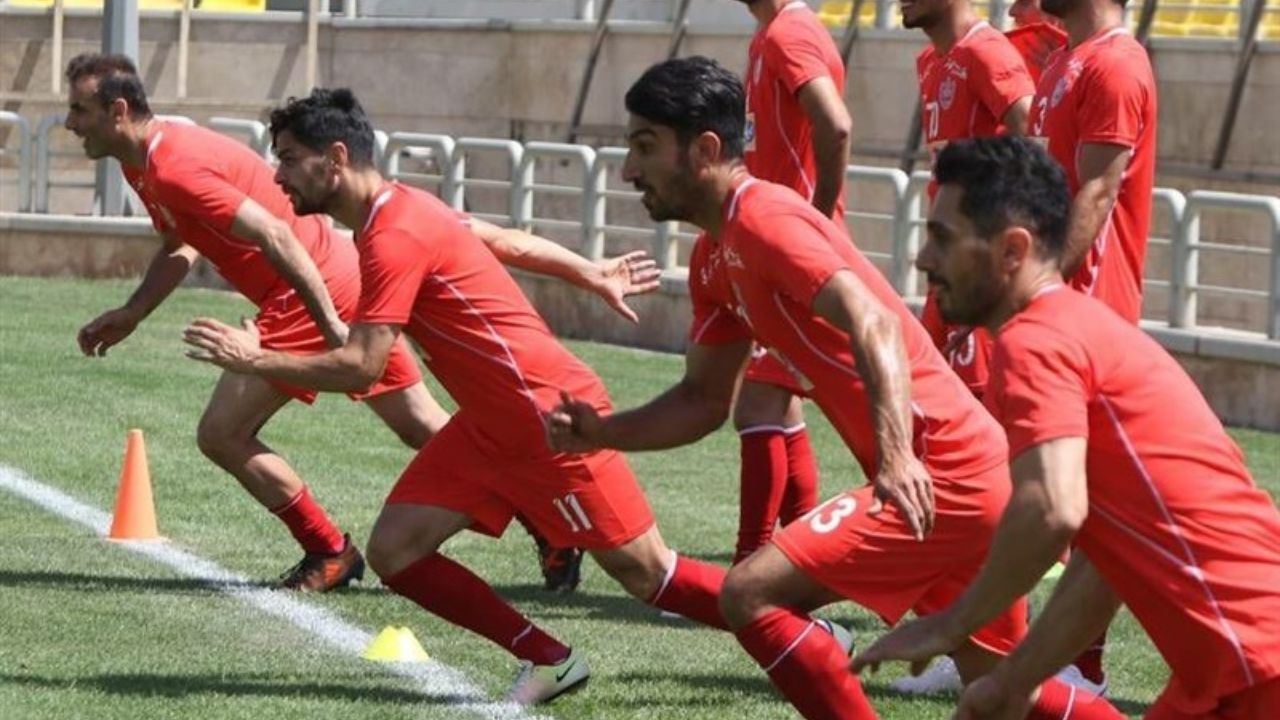 بازیکنان پرسپولیس تهدید کردند؛ پول ندهید تمرین نمی‌کنیم
