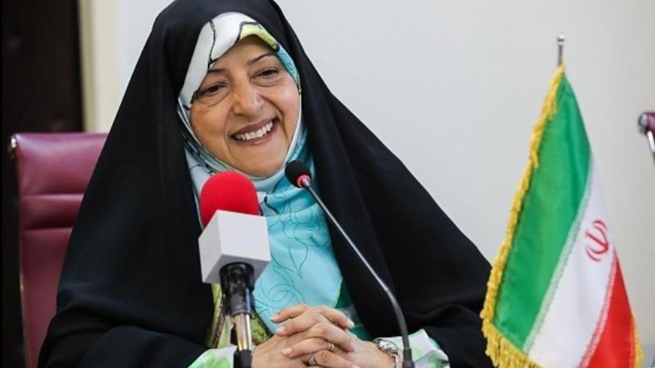 تأکید روحانی بر لزوم استفاده از زنان در پست‌های مدیریتی