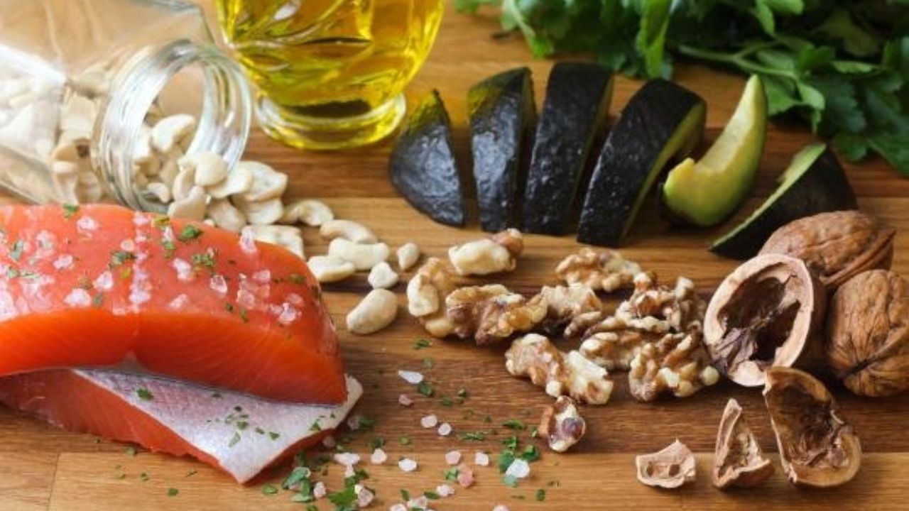 چطور با غذا علائم PMS را تسکین دهیم؟
