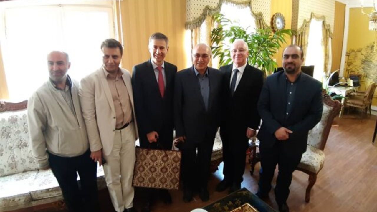 سفارش کنسولگری حوالی کاخ گلستان
