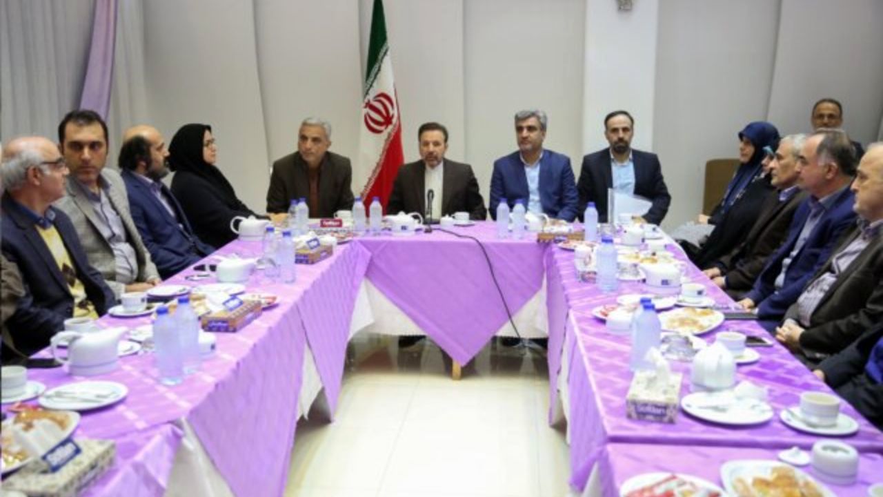 دولت با جنگ روانی بسیار گسترده‌ای مواجه است/ برای عبور از گردنه جنگ اقتصادی تقویت وحدت ضروری است/ دشمنان و بدخواهان به دنبال زیر سوال بردن دستاوردهای دولت هستند