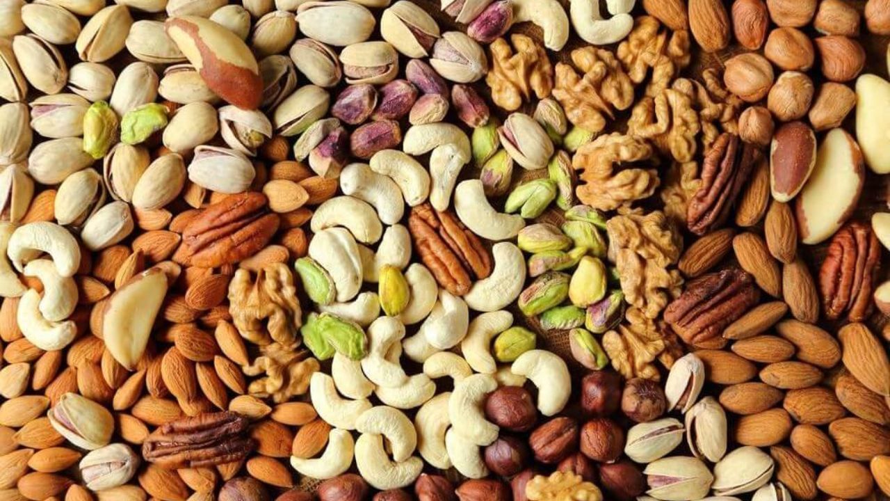 قیمت آجیل و خشکبار حبابی ندارد/ کاهش 10 درصدی نرخ اقلام در راه است