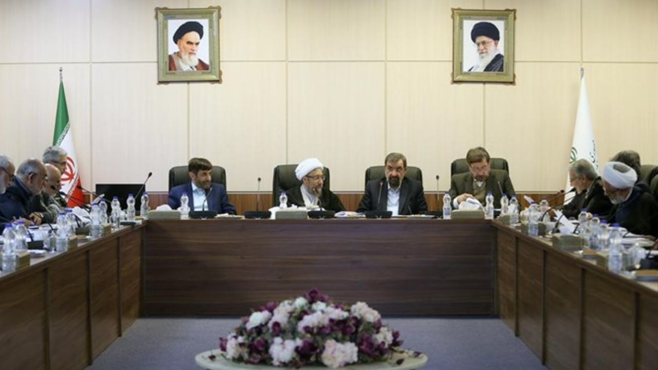 مجمع تشخیص لایحه بودجه 98 را در دو مورد مغایر سیاست‌های کلی تشخیص داد