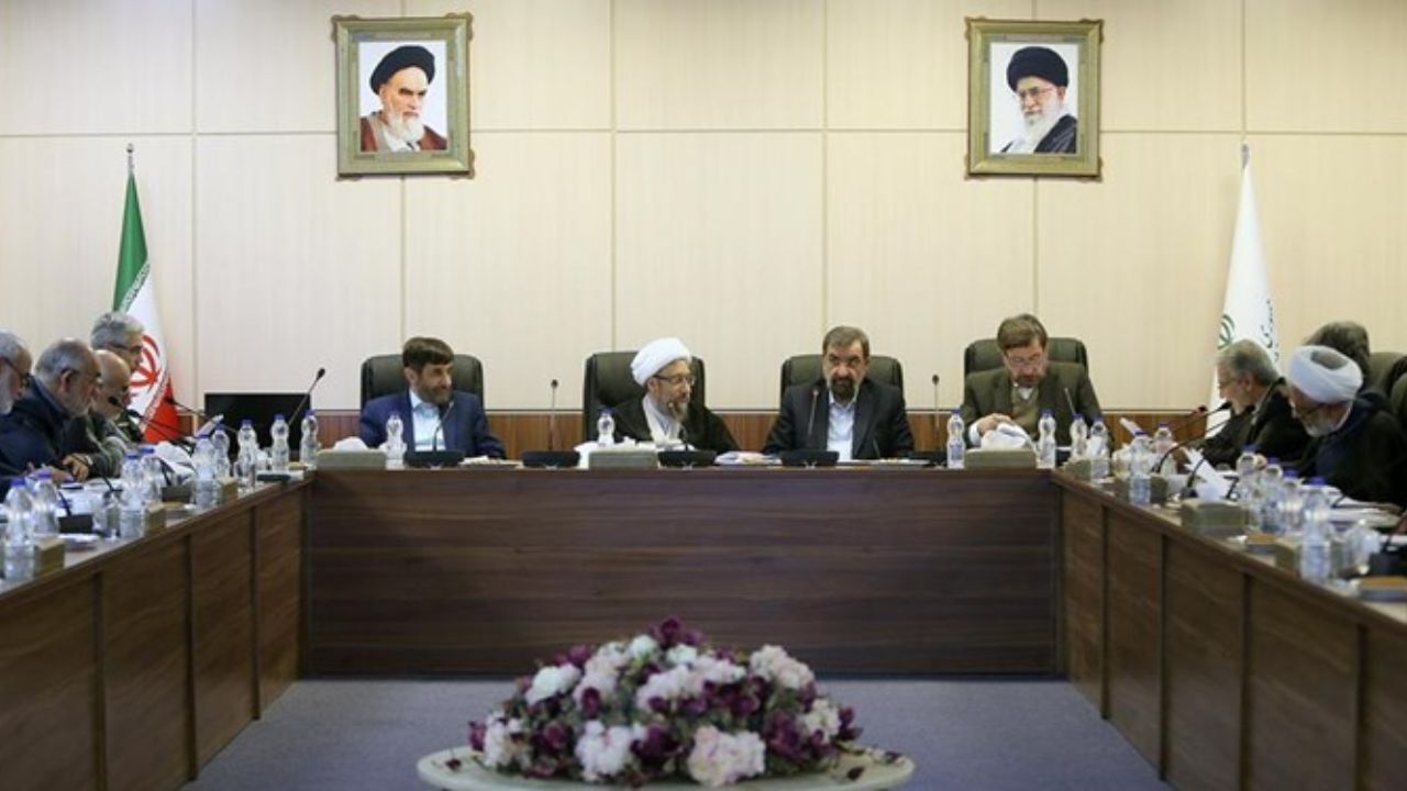 مجمع تشخیص لایحه بودجه 98 را در دو مورد مغایر سیاست‌های کلی تشخیص داد