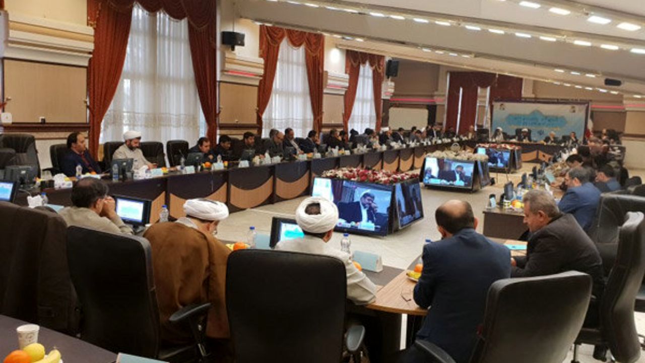 دشمنان فتنه 98 را کلید زده‌اند/ هوشیاری و وحدت را حفظ کنیم