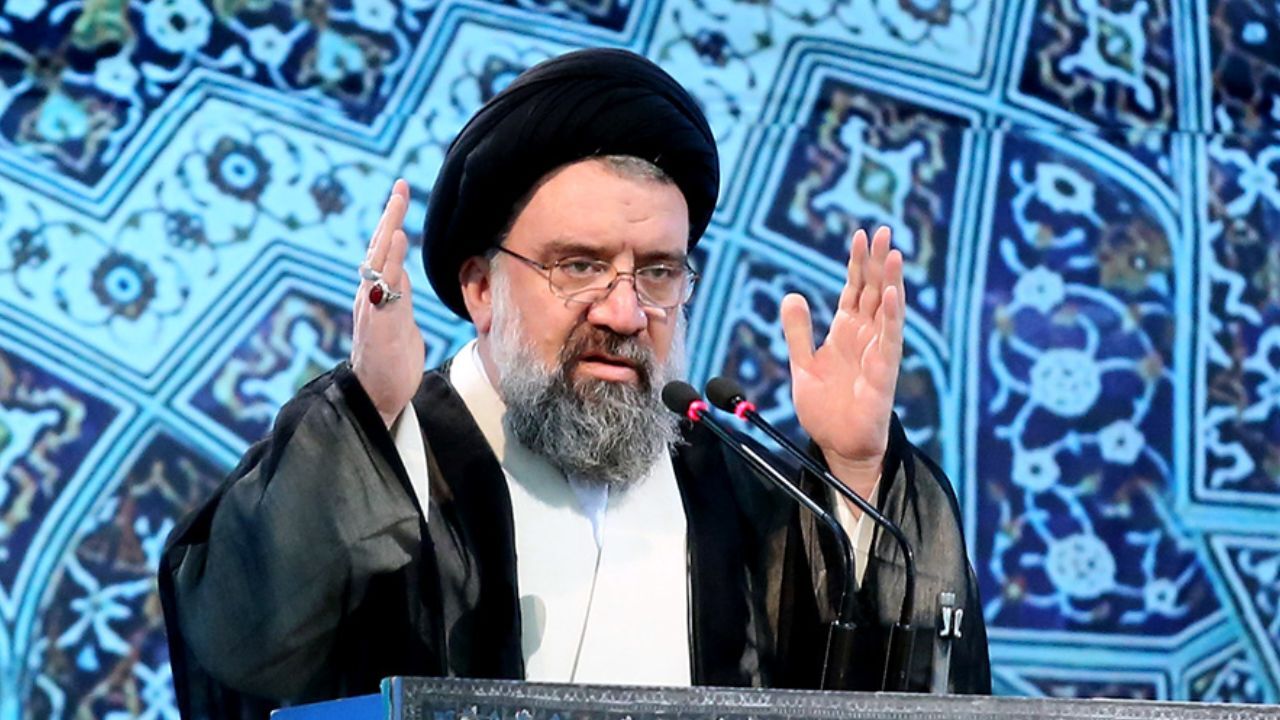 آمریکا و اروپا کلا با وجود نظام اسلامی ما درگیر هستند