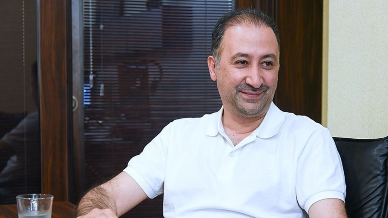 واکنش مجری برنامه تهران 20 به حاشیه این روزهای فرهاد مجیدی + ویدئو