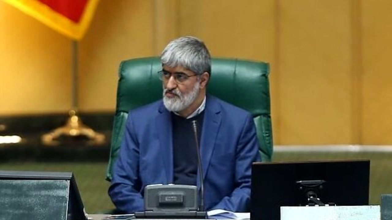 منتظر نتیجه دادگاه اختلاس شرکت پتروشیمی ایران هستیم