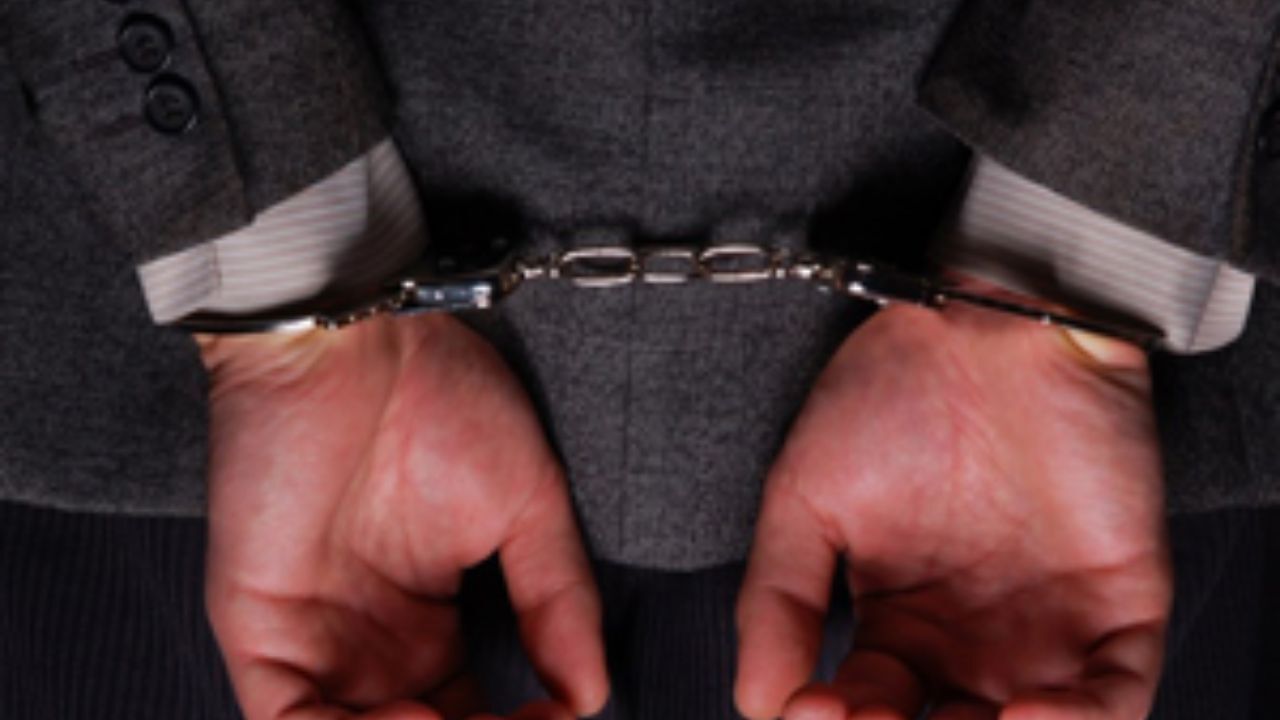 اختلاس رئیس سابق شعبه مرکزی بانک کشاورزی بیرجند