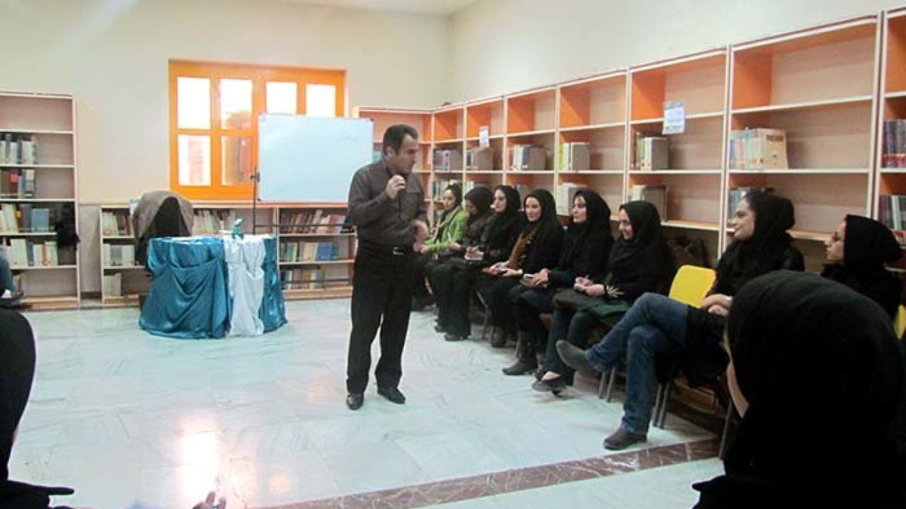 کاهش تخلفات صدور دیپلم جعلی در مراکز آموزش از راه دور