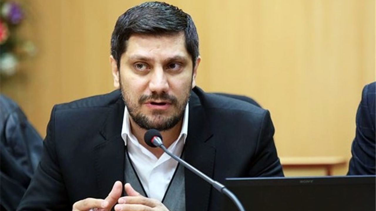 مبارزه با قاچاق پوشاک و دخانیات در اولویت است