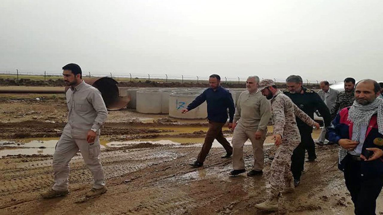 مشتاقان دفاع از حرم، به کمک سیل‌زدگان خوزستان بیایند