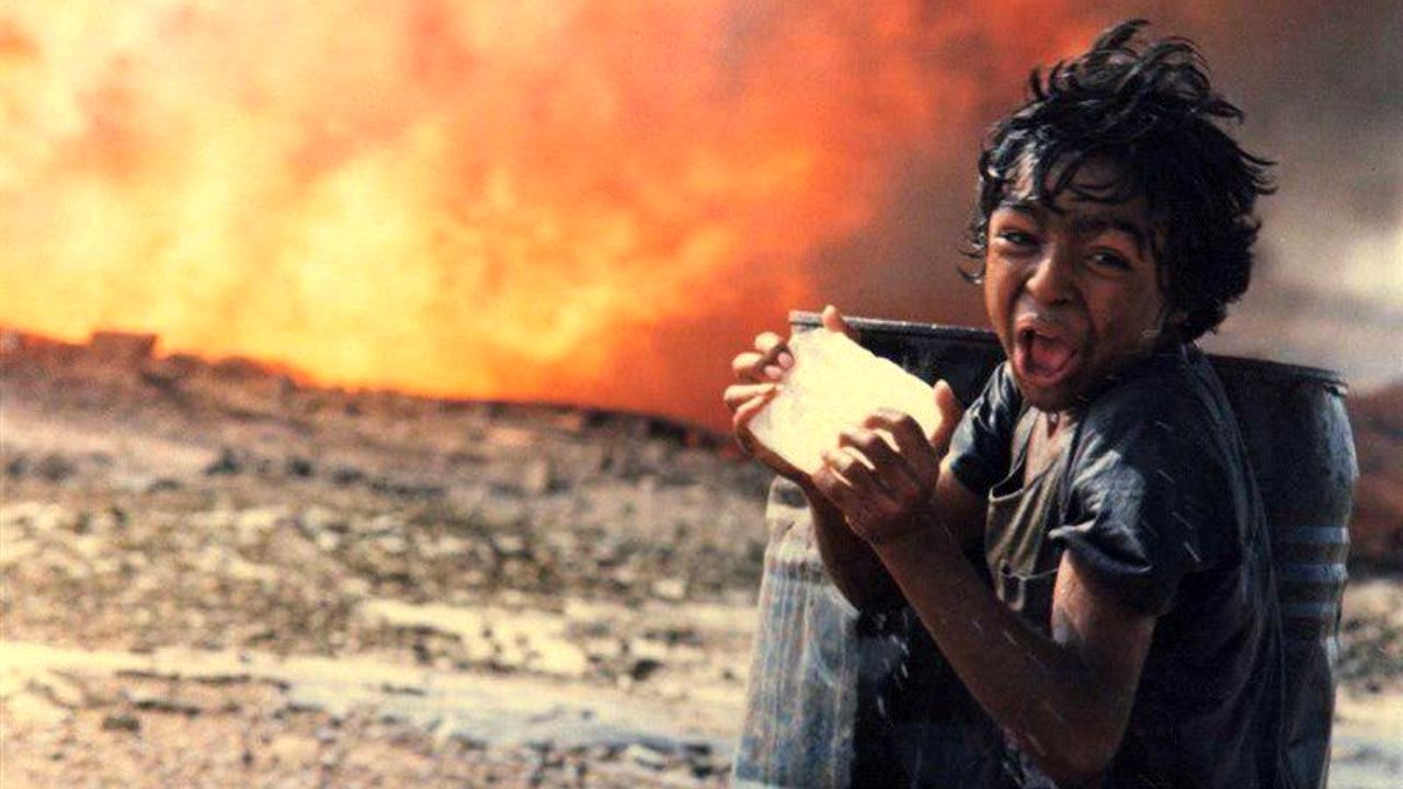 تصویری از «دونده» بر پوستر جشنواره جهانی فیلم فجر