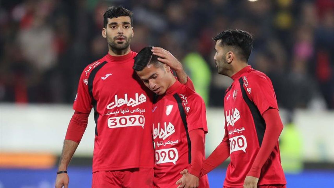 بازگشت طاهرخانی به تمرینات پرسپولیس/ حضور نعمتی در تمرین گروهی پرسپولیس