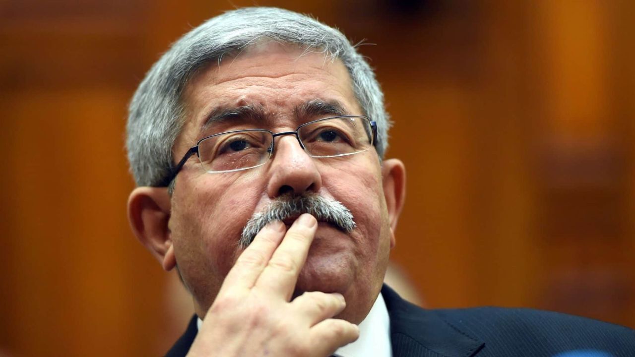 خانواده نخست‌وزیر سابق الجزایر به اسپانیا فرار کردند