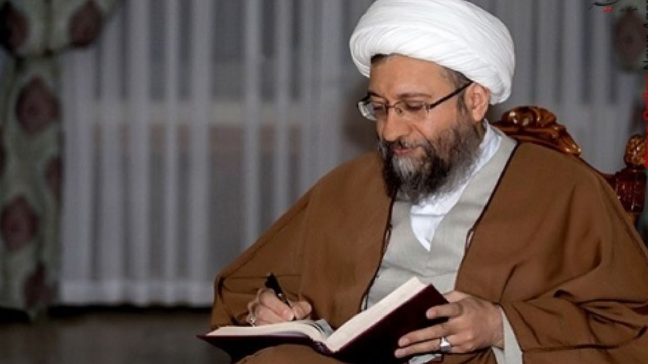 آیت‌الله آملی لاریجانی به فرمانده جدید سپاه پاسداران تبریک گفت