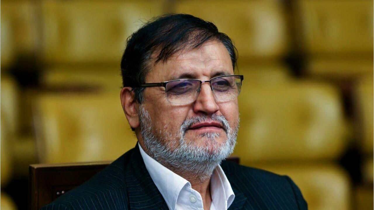 تغییرات در هیات‌رئیسه مجلس چشمگیر نخواهد بود/ کاندیدای ریاست مجلس می‌شوم/ ولایی‌ها برای ریاست به من رای می‌دهند/ لاریجانی شانس اول ائتلاف مستقلان و فراکسیون امید است