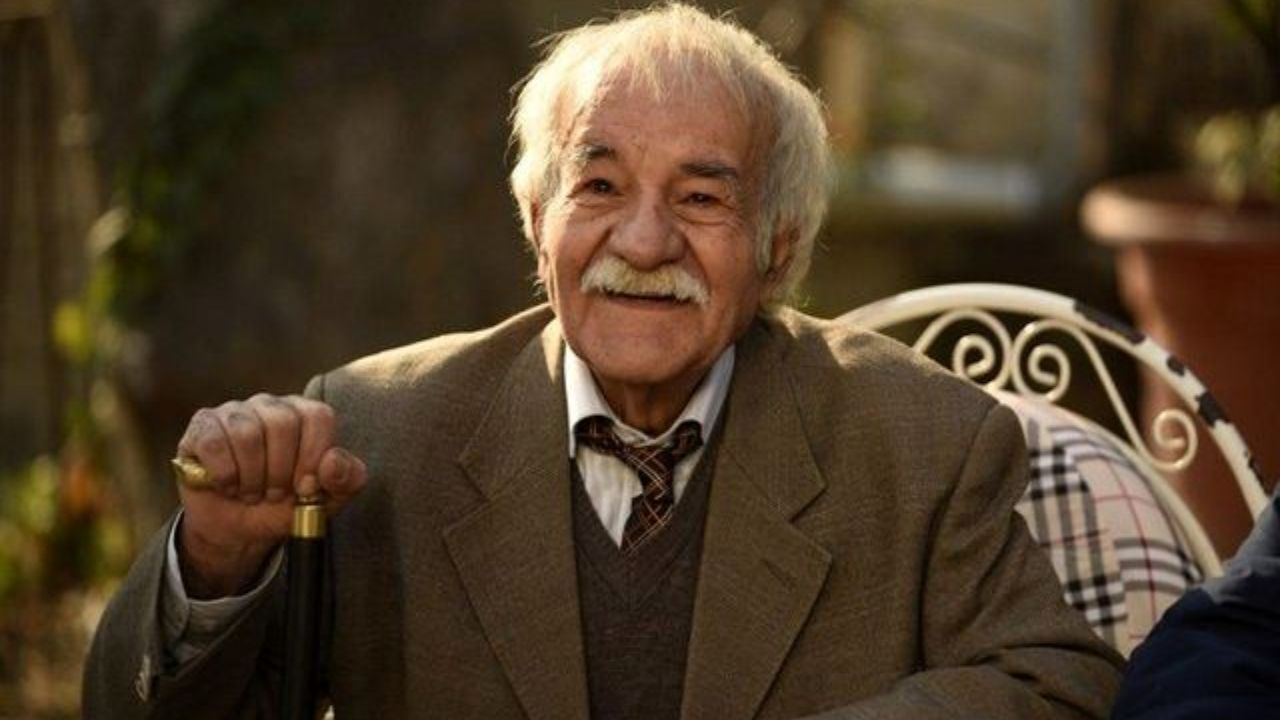 پورصمیمی از ضحاک می‌گوید