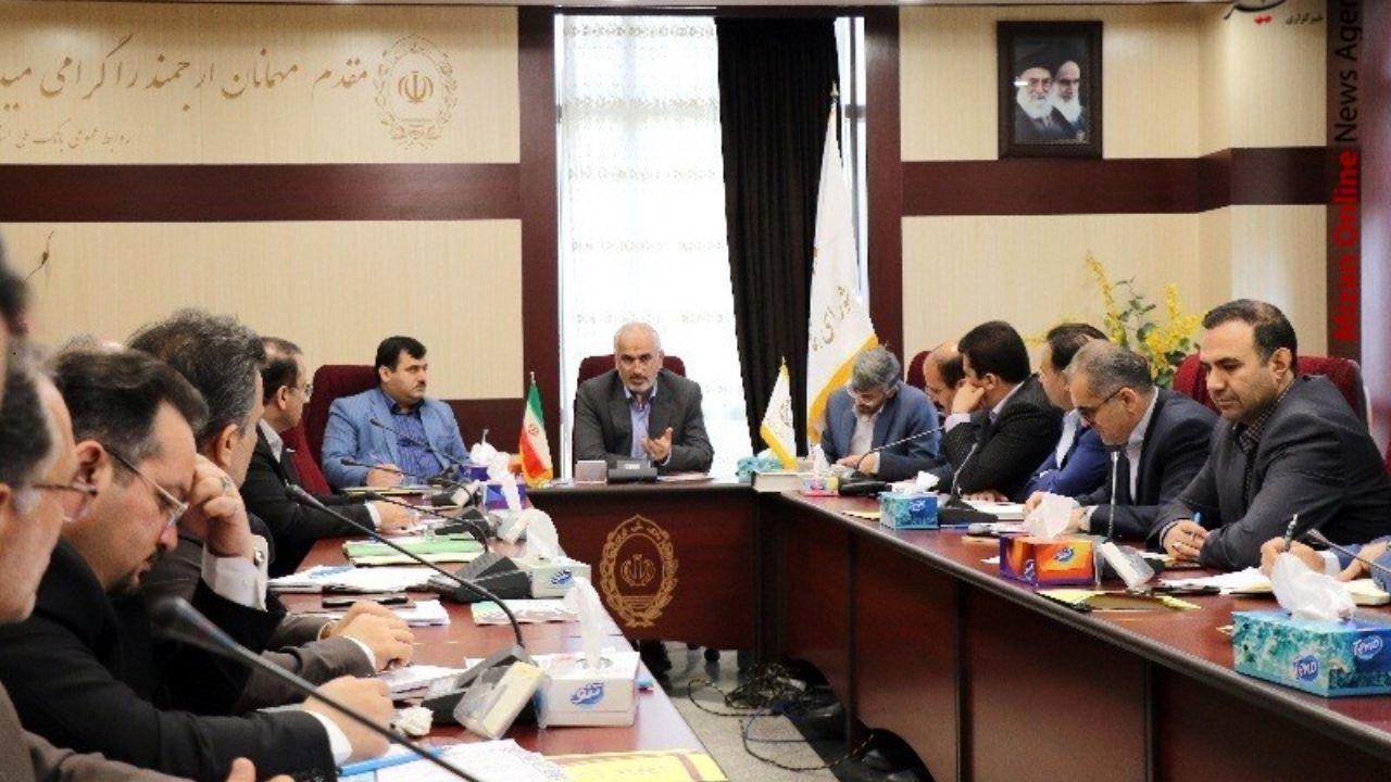 بانک‌ها بدهکاران دانه درشت را به دستگاه قضایی معرفی کنند