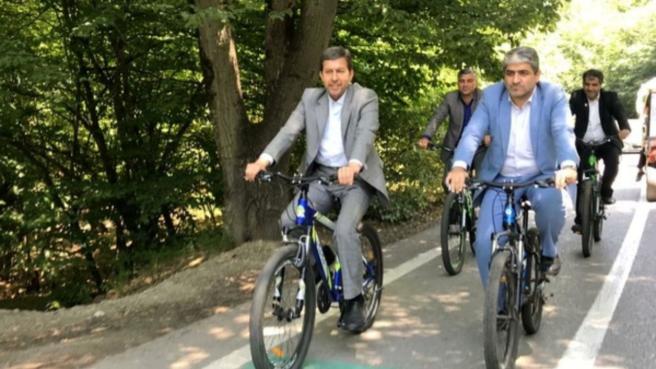 بهره‌گیری از حمل و نقل پاک در فضاهای گردشگری
