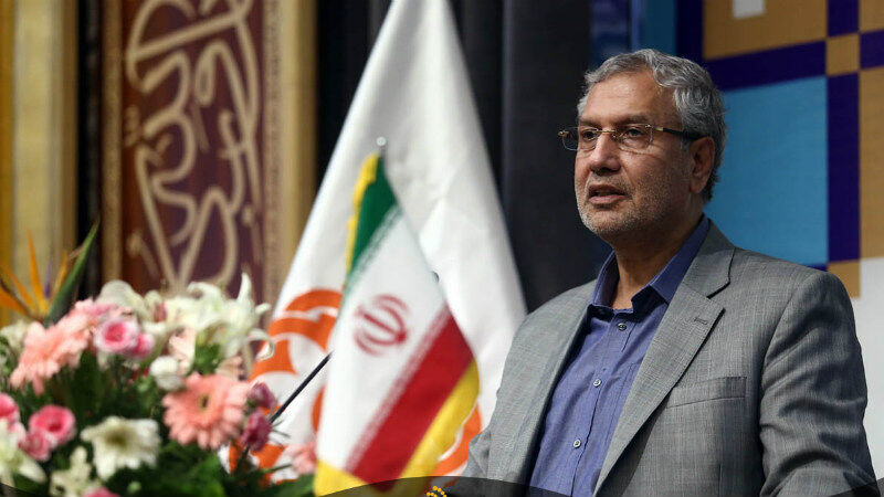 نگرانم ربیعی کت سخنگویی را که ‎پوشید، رفتارش عوض شود