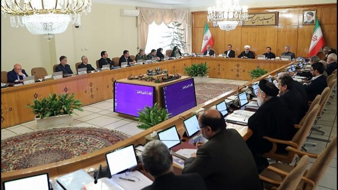 آیین‌نامه اجرایی انتشار اوراق مالی اسلامی در سال 98 تصویب شد/ معافیت مناطق سیل‌زده چهار استان‌ از پرداخت هزینه گاز مصرفی به مدت یک ماه تا 45 روز