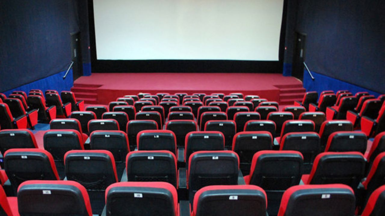 تلاش برای رکوردشکنی در گیشه سینماها
