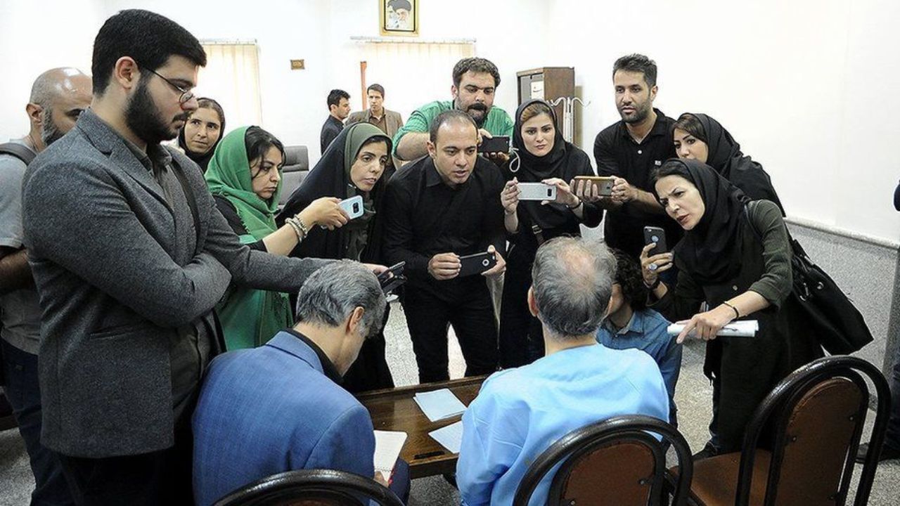 وکیل نجفی: موکلم اجازه نداد از خبرنگار صداوسیما شکایت کنیم/ حضور دوباره شاهد در پلیس آگاهی و دادسرای امور جنایی تهران/ راضی نیستم عکس‌های شخصی‌ام در رسانه‌ها منتشر شود