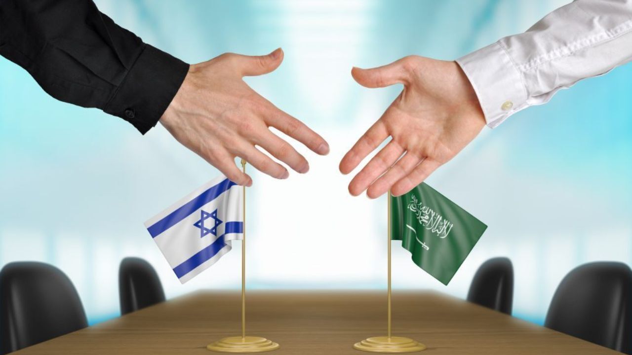 عادی‌سازی روابط با اسرائیل به قلب مدینه نفوذ کرد
