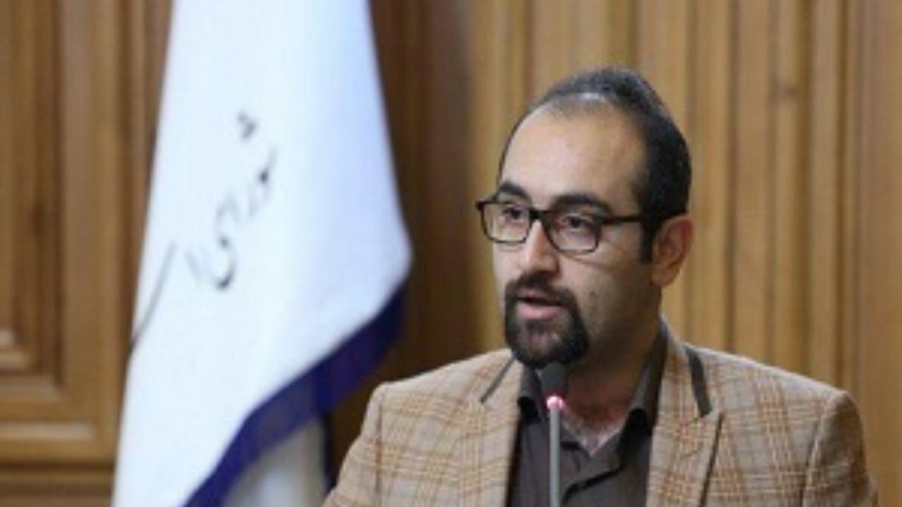 شهرداری به دنبال استفاده از افراد بی انگیزه است/ تأخیر در ارائه لایحه افزایش انتصاب جوانان