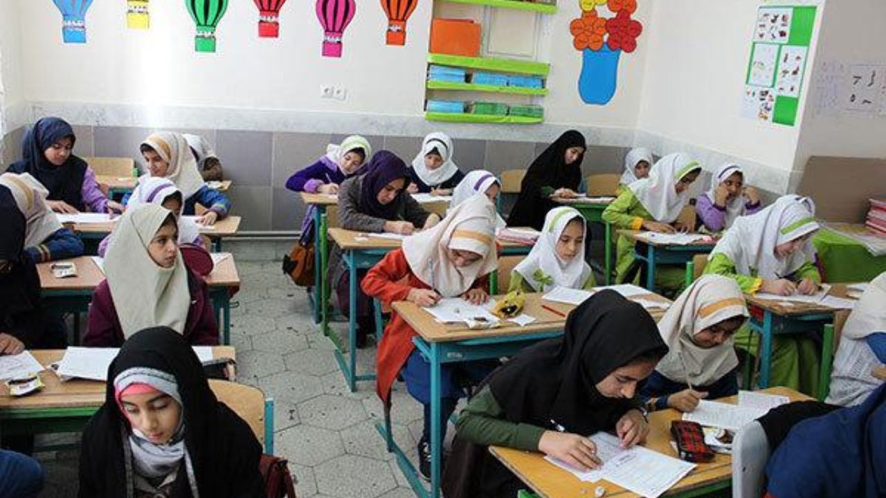 کارنامه دانش‌آموزان و مدارک دانشجویی مشمول مالیات می‌شود