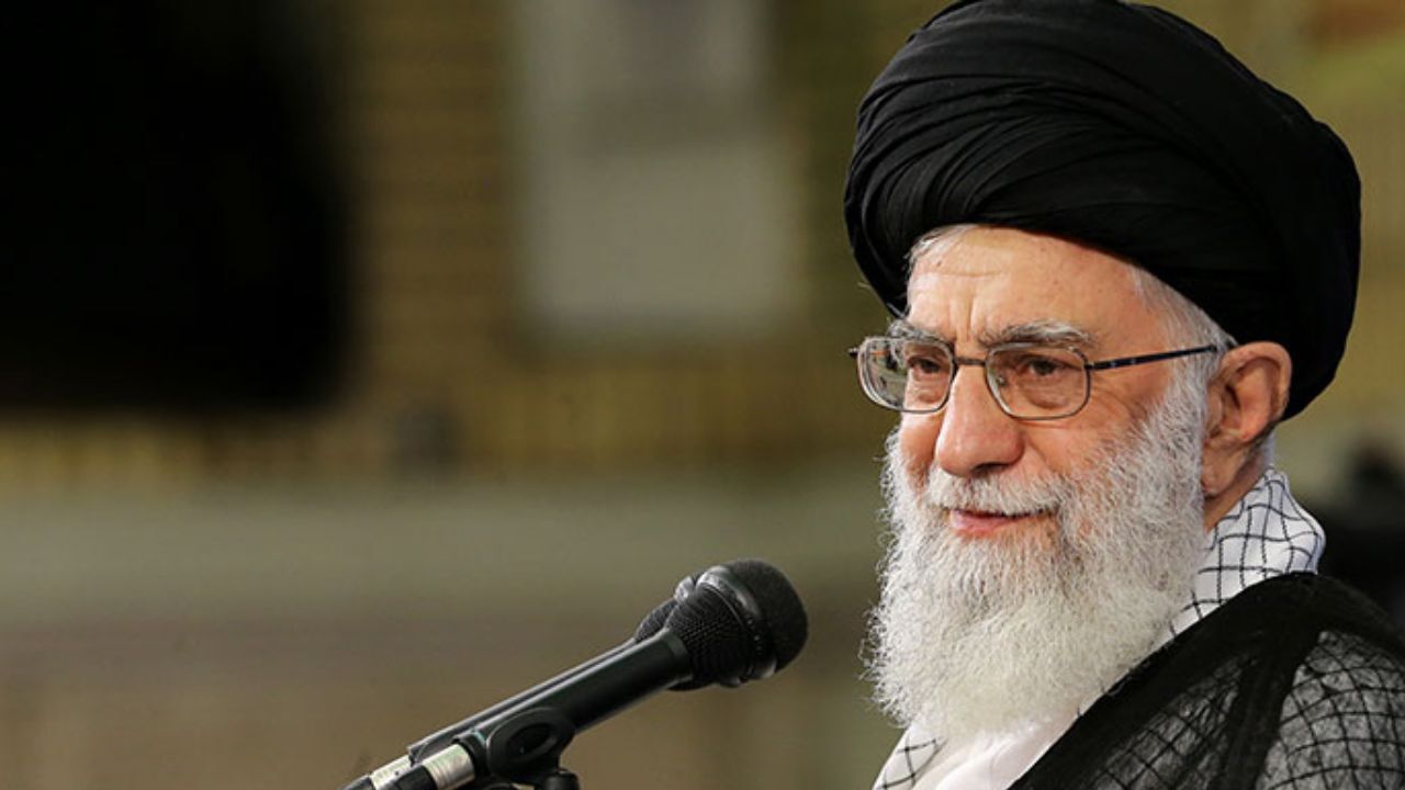 حکام بحرین و سعودی باید بدانند در چه باتلاقی گام نهاده‌اند/ معامله قرن هیچ‌گاه به سرانجام نخواهد رسید/ ایمان و معنویت در نسل‌های جوان رو به رشد و افزایش است/ سیل‌زدگان را فراموش نکنید