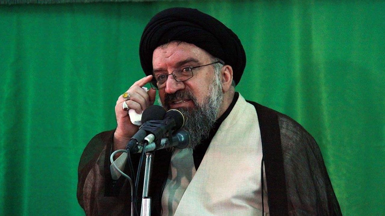 افتخار می‎کنیم آخوندحکومتی هستیم/ تنها گذاشتن نائب امام زمان، تنها گذاشتن امام زمان (عج) است