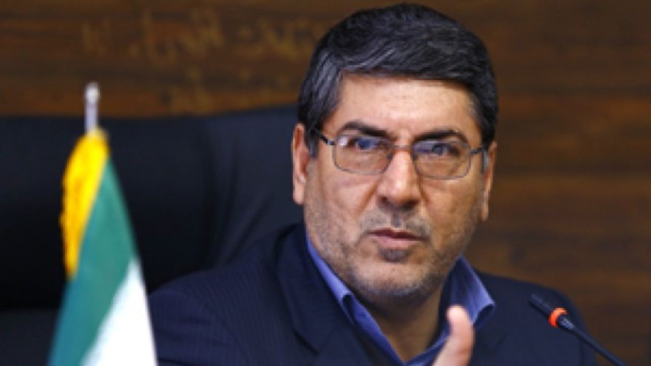 مقابل توسعه کشور نباشیم