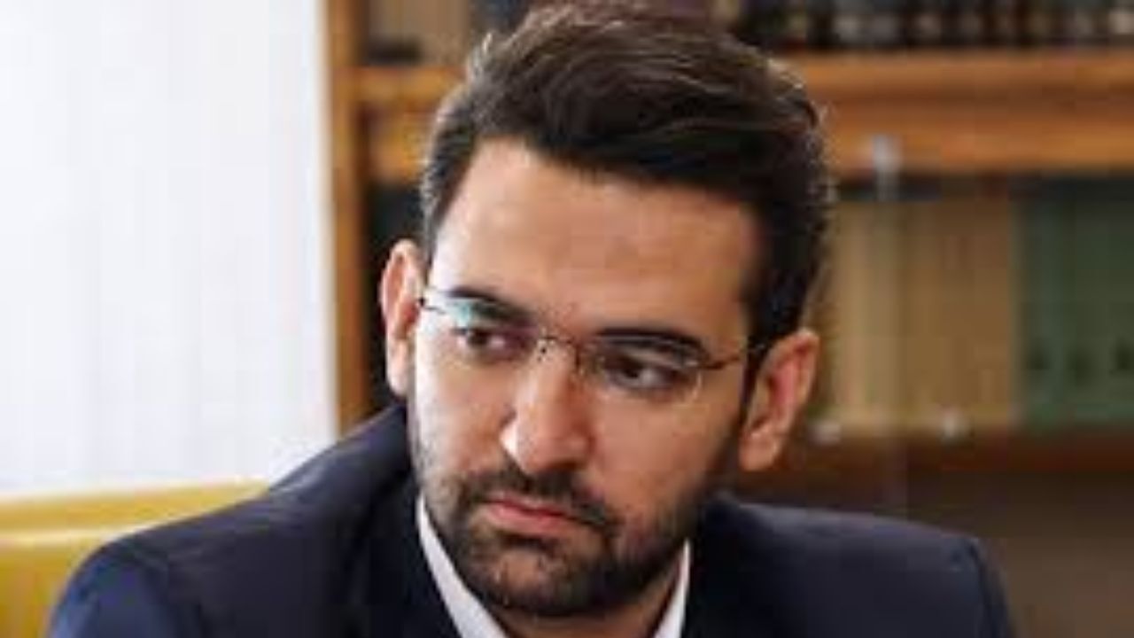 شرکت های خدمات ارتباطی با مطلوب فاصله دارند