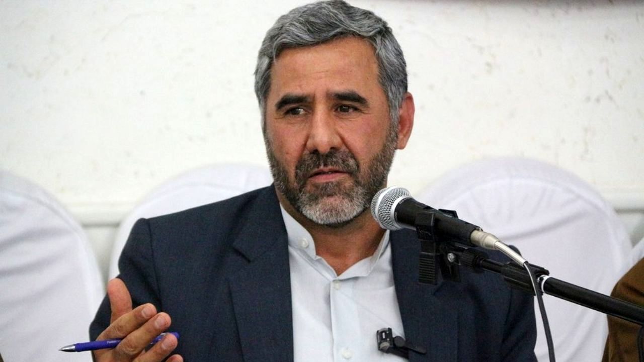 قانون منع‌به‌کارگیری بازنشستگان در همه بخش‌های دولتی اجرا شود
