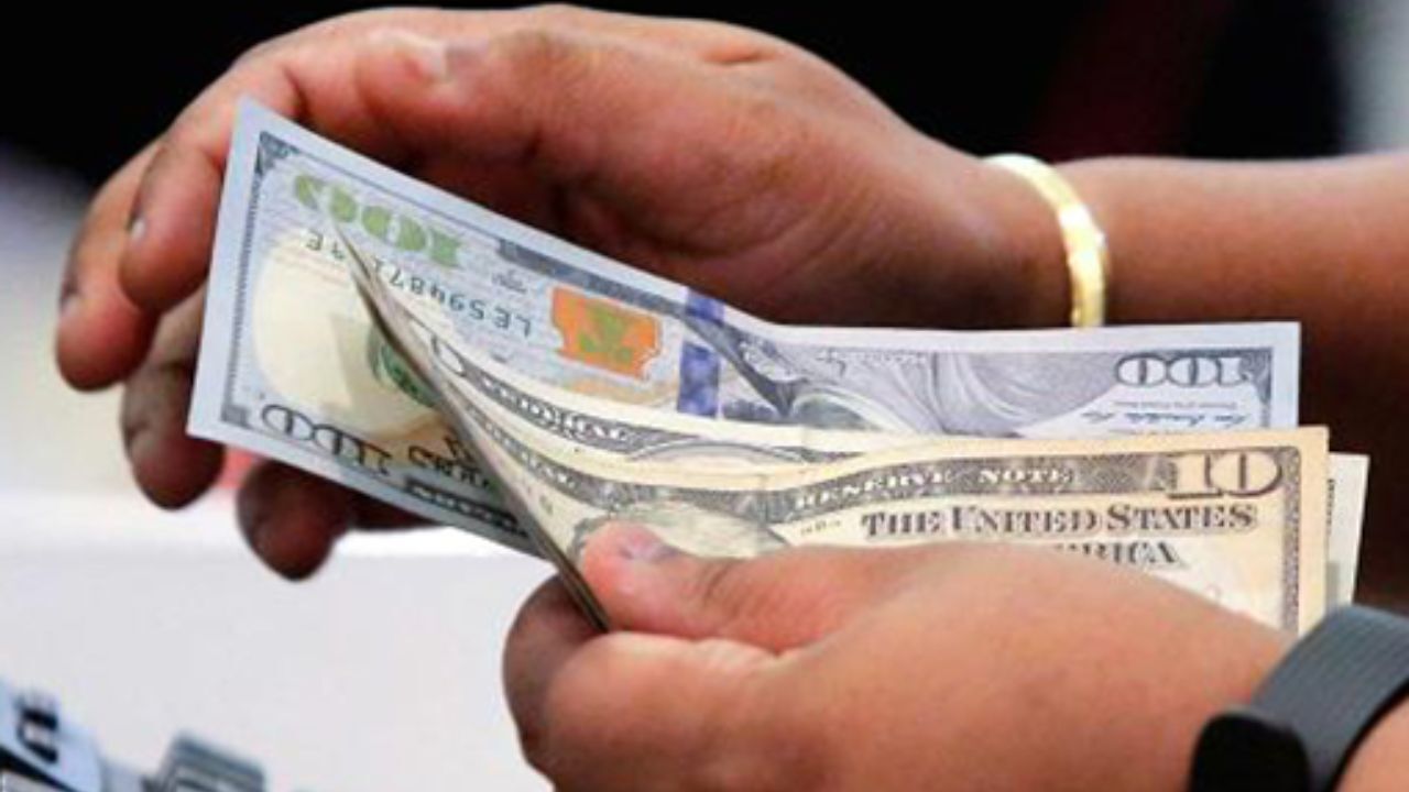 افزایش 100 تومانی نرخ دلار