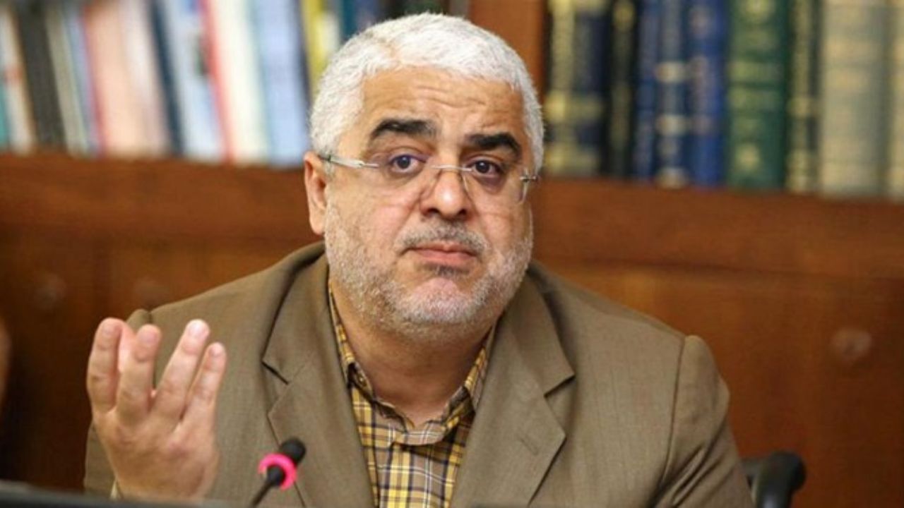 آقازاده‌هایی به عنوان کبریت بی‌خطر وارد مجلس می‌شوند/شیرازه نظام به دلیل مسئولیت های اعتباری و لابی‌گری ها از هم پاشیده شده است
