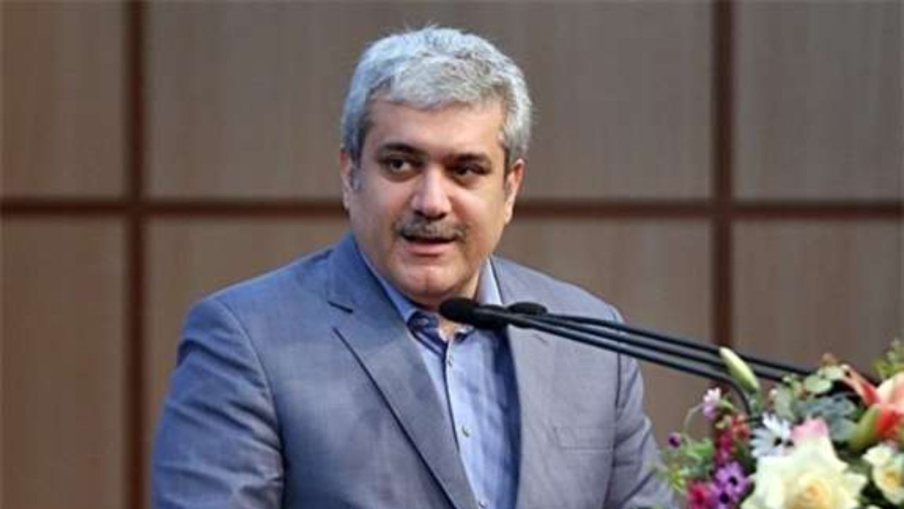 کشور با خام فروشی پیش نمی‌رود