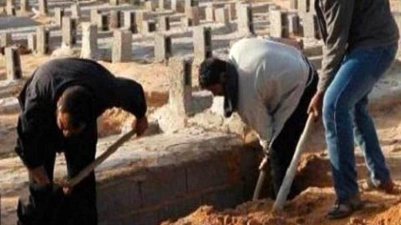 داستان زنده خارج شدن زن مصری از قبر و دوباره مردن او چه بود؟